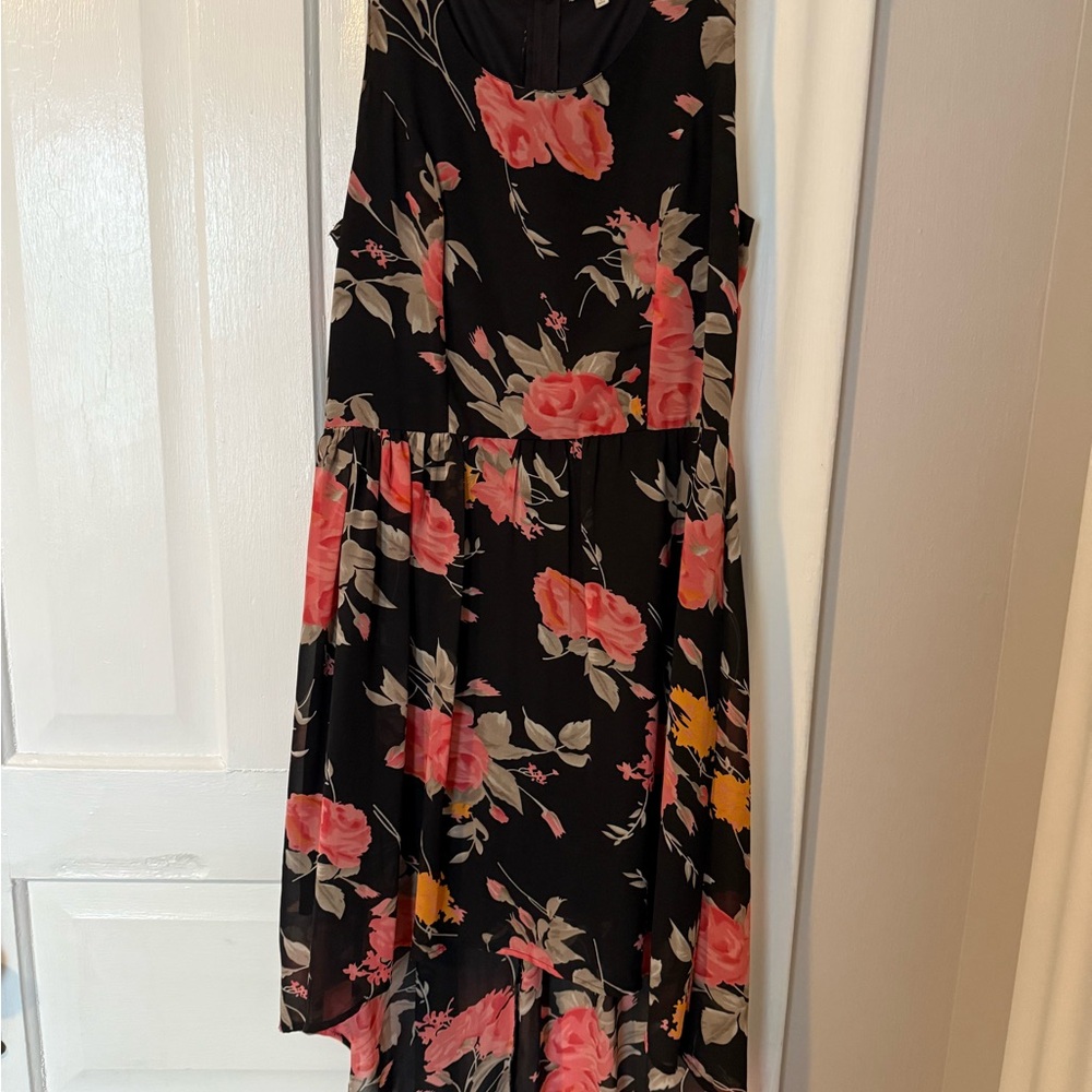Charlotte Russe Sleeveless High Low Floral Black and Pink Dress - Medium